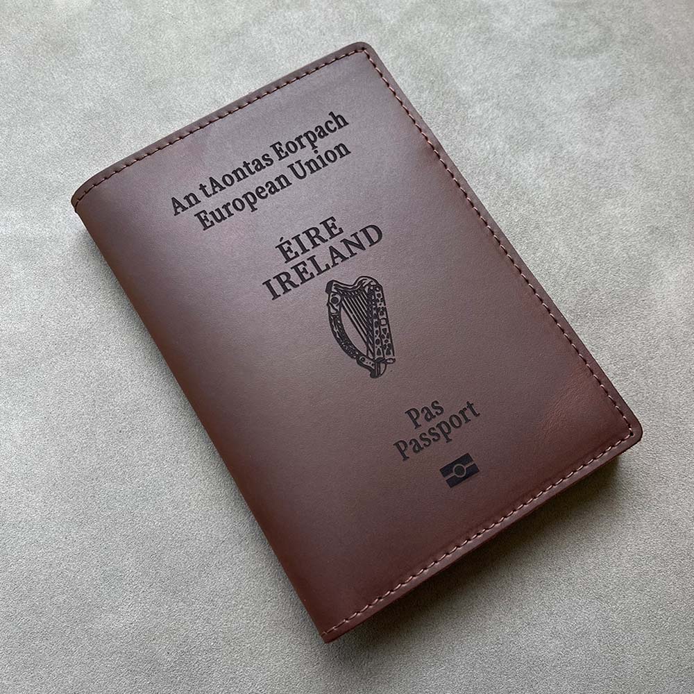 Personalised Leather Irish Pas - Phone Cases Ireland 评论和价格